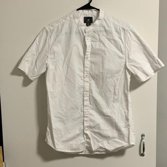 H&M Tops - H&M Classic White Slim Fit Shirt